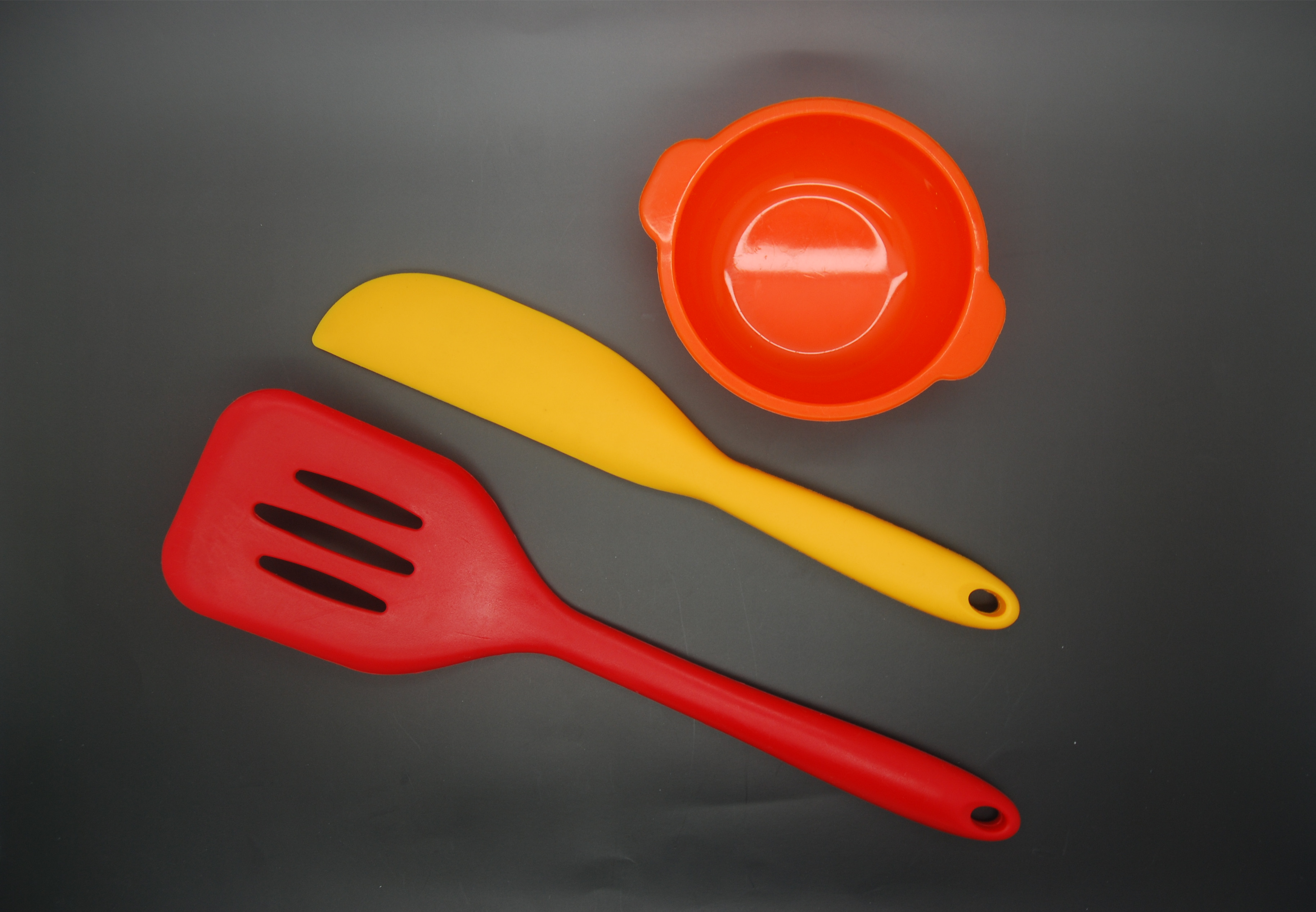 硅膠廚具用品為何會(huì)在國外倍受喜歡